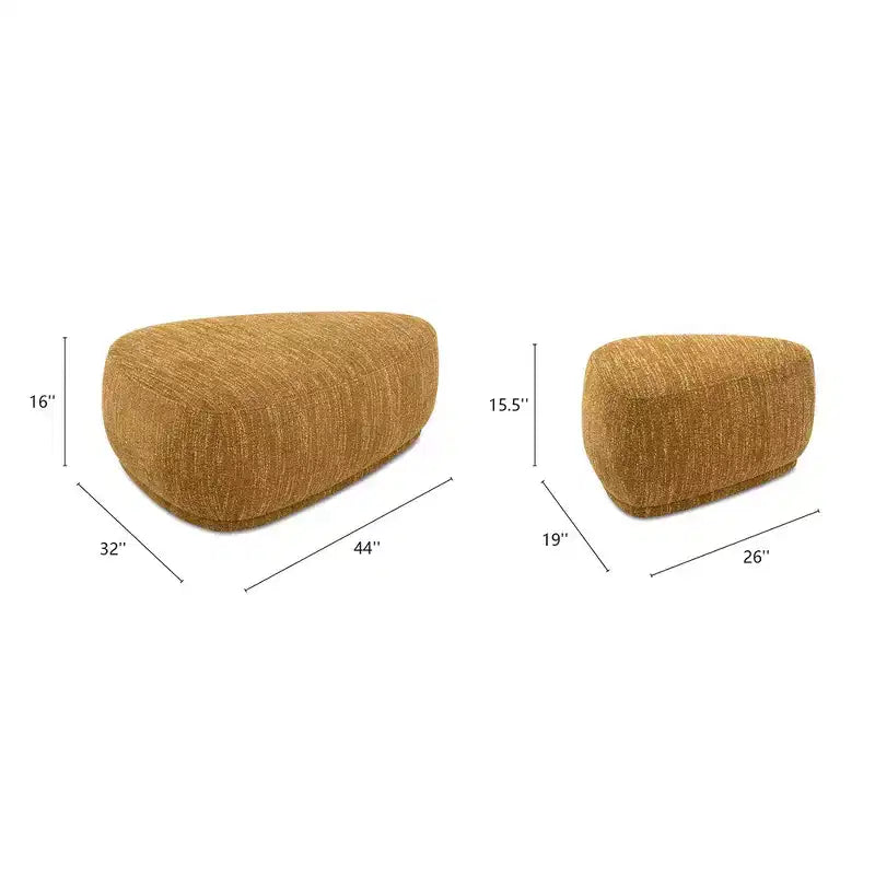 Ensemble de poufs de cocktail triangulaires arrondis